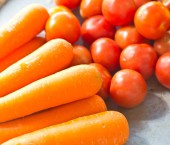 Морковь и помидоры