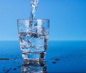 Стакан воды