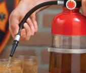 Дозатор для напитков в виде огнетушителя Thirst Extinguisher