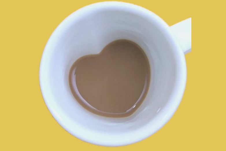 Кофейная кружка в форме сердечка