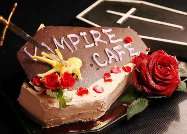 Блюдо из кафе вампиров в Токио
