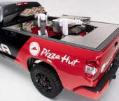 Машина-робот для пиццы