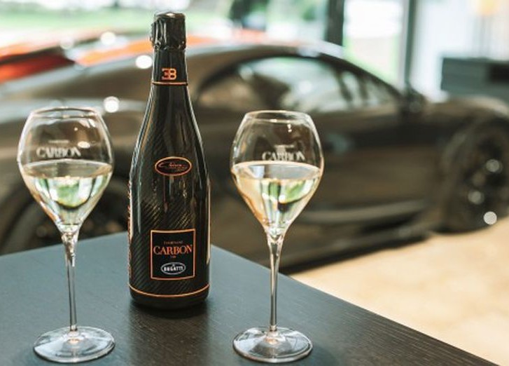 вино Bugatti EB.02 Chiron 300+