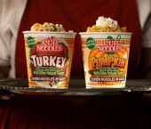 лапша со вкусом индейки и тыквенного пирога