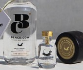 Водка Black Cow