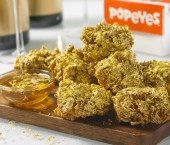 Куриные крылышки, покрытые золотом