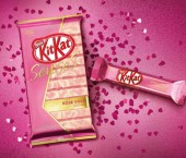 клубничный KitKat