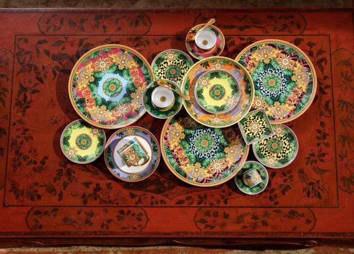 коллекция фарфоровой посуды от Versace