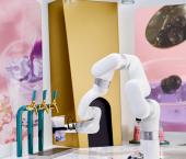 робот для приготовления чая с шариками