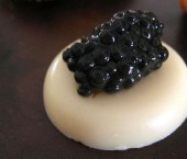 конфеты с черной икрой