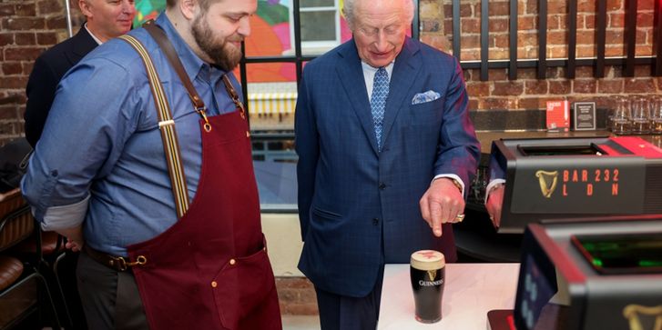 Король Карл III