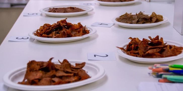 лососевые чипсы